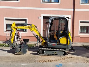 Bagger Neuson ET20